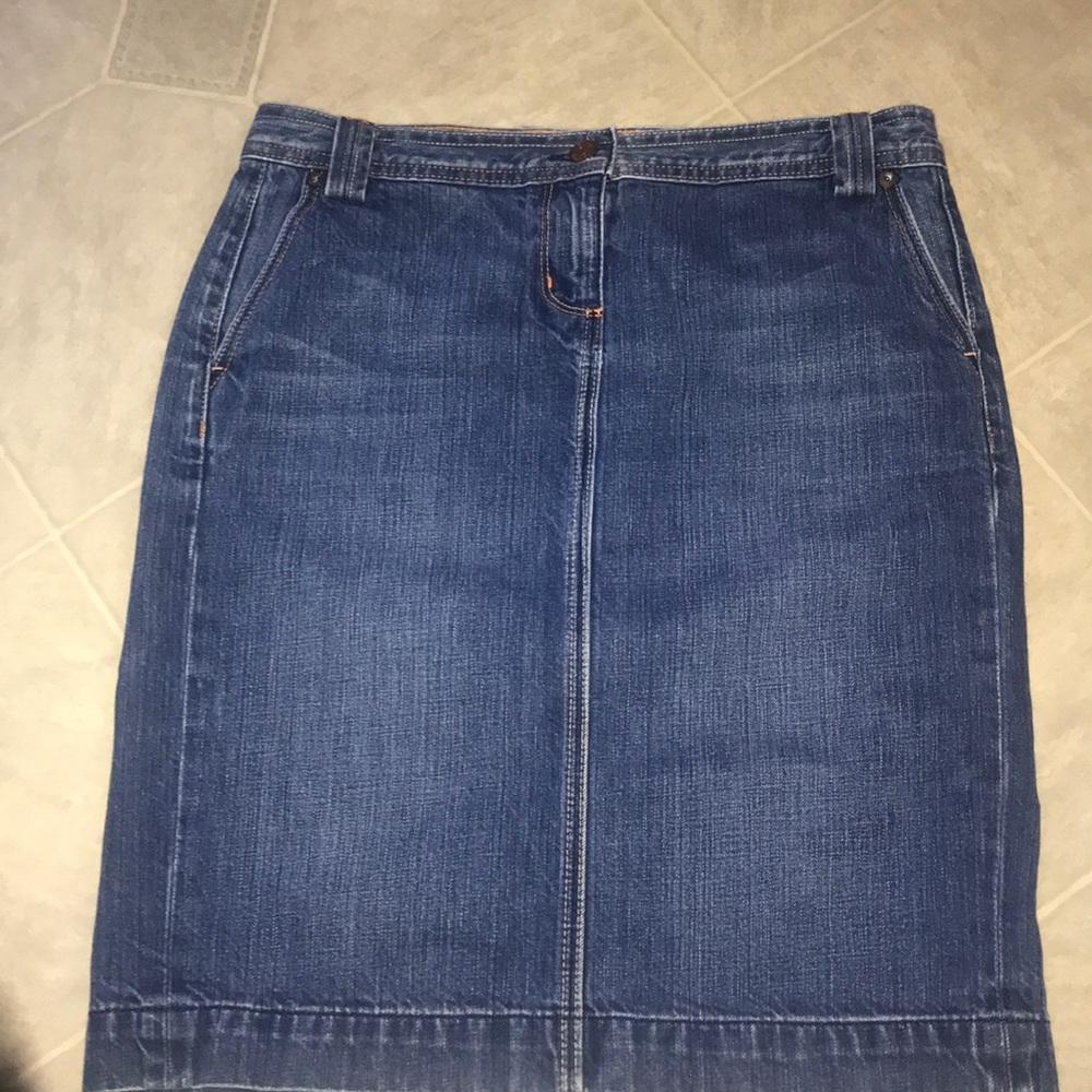 Denim skirt